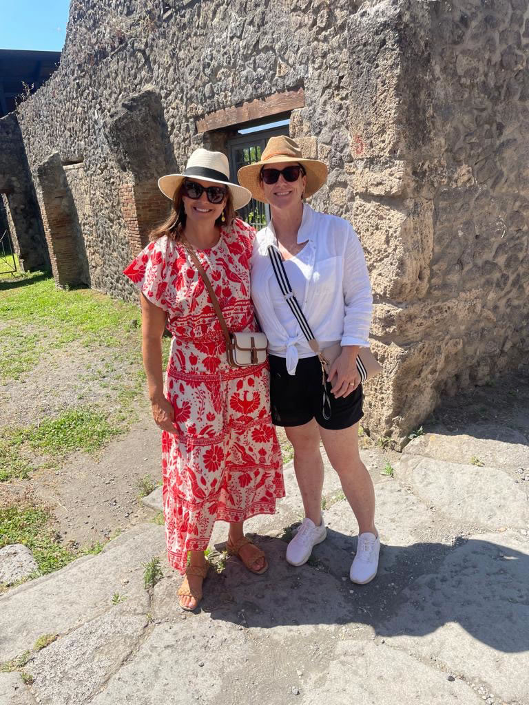 Pompeii, Wine & Welcome