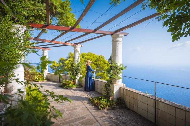 From Positano to Capri: Private Boat, Hidden Coves & Island Wandering