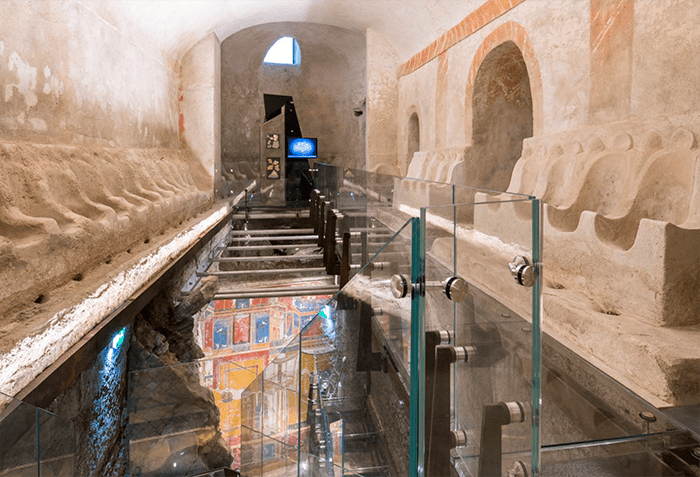 Positano Then & Now: Ancient Roman Villa Tour & Elevated Culinary Experience