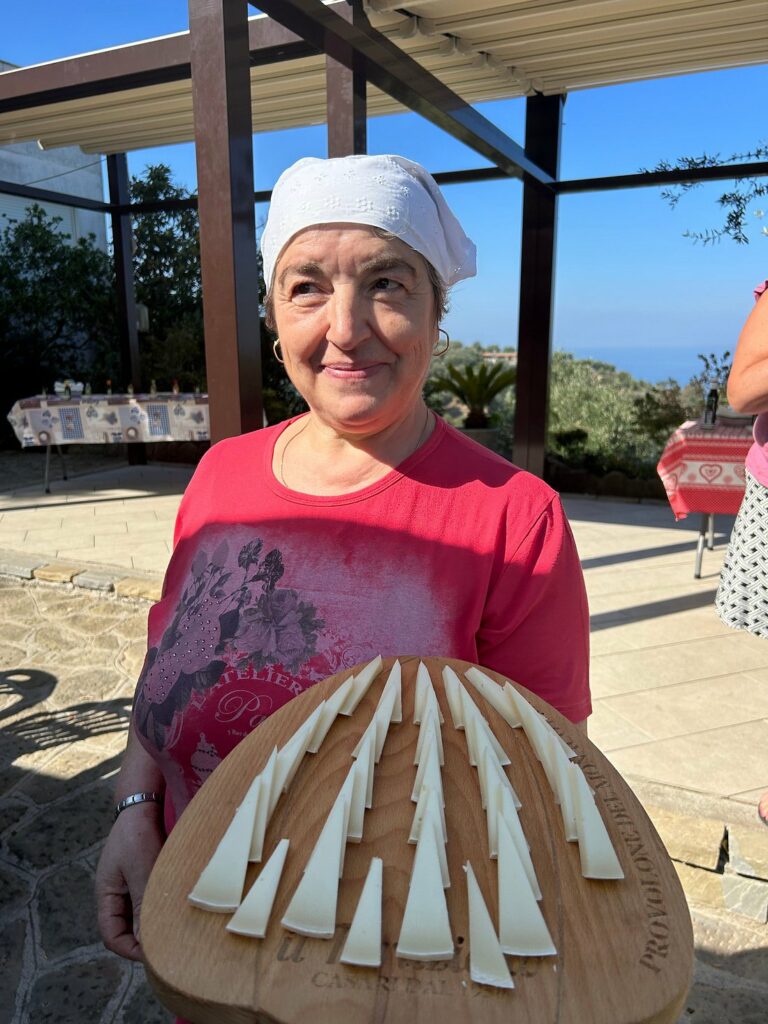 Authentic Village Life – Lemons, Cheese, Oil & Pizza with Visit to Sorrento